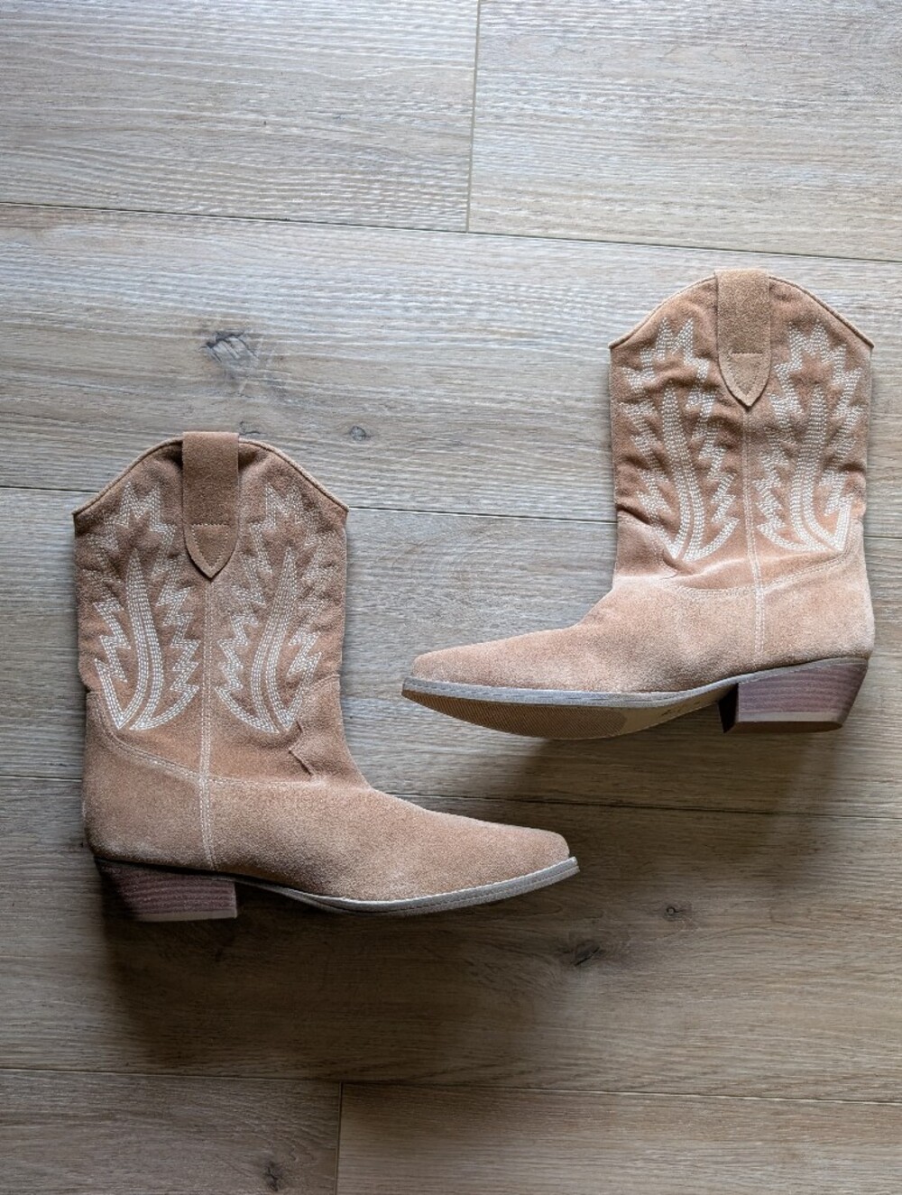 Marc Fisher Tan Suede Western Cowboy Boots